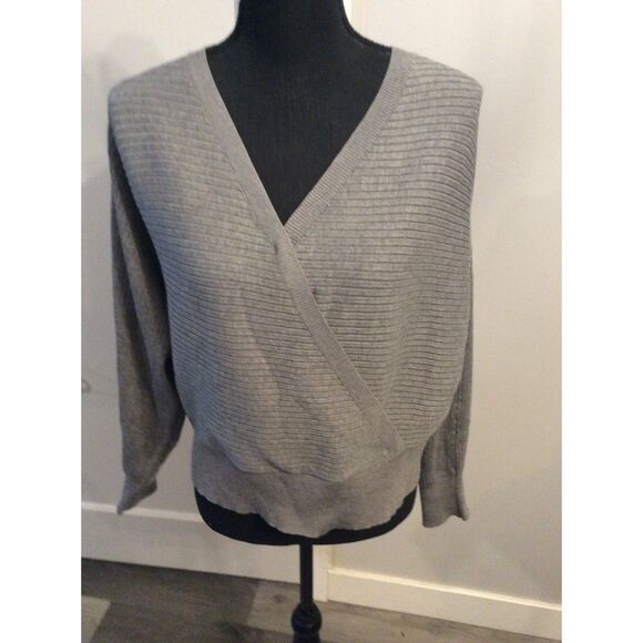 Derek Heart XL Gray Sweater Criss Cross Back V Neck Womens - Picture 1 of 4
